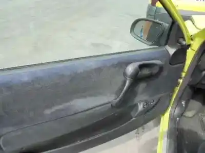 Veicolo di demolizione opel corsa b eco dell'anno 2000 alimentato x10xe