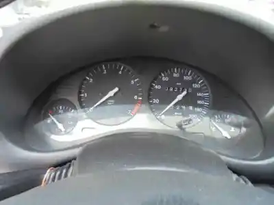 Veicolo di demolizione opel corsa b eco dell'anno 2000 alimentato x10xe
