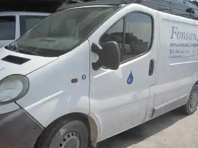 Здавання транспортного засобу opel vivaro furgón 2.7t corto року 2004 потужний f9q u7