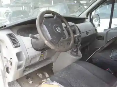 Здавання транспортного засобу opel vivaro furgón 2.7t corto року 2004 потужний f9q u7