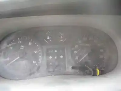 Здавання транспортного засобу opel vivaro furgón 2.7t corto року 2004 потужний f9q u7
