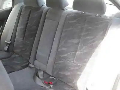 Veículo de Sucata mitsubishi galant berlina (ea0) 2000 td gls (a) do ano 1999 alimentado 4d68