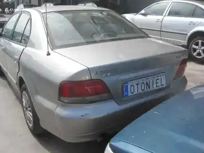 Veículo de Sucata mitsubishi galant berlina (ea0) 2000 td gls (a) do ano 1999 alimentado 4d68