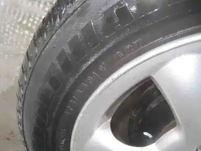 Véhicule à la ferraille peugeot 206 berlina xs de l'année 2002 alimenté kfw