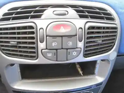 Здавання транспортного засобу lancia lancia y 1.2 caprice року 2001 потужний 188a4000