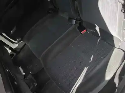 Здавання транспортного засобу ford focus c-max (cap) ghia (d) року 2005 потужний g6d
