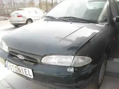 Здавання транспортного засобу ford mondeo berlina/familiar (fd) clx berlina року 1994 потужний l1f