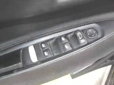 Veicolo di demolizione citroen c4 berlina collection dell'anno 2005 alimentato 9hy