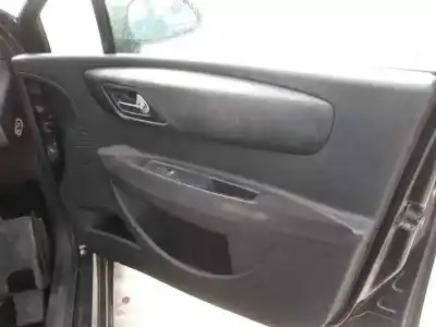 Veicolo di demolizione citroen c4 berlina collection dell'anno 2005 alimentato 9hy