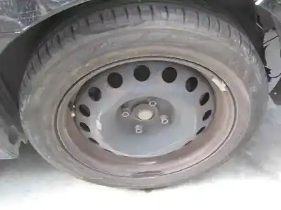 Veicolo di demolizione citroen c4 berlina collection dell'anno 2005 alimentato 9hy