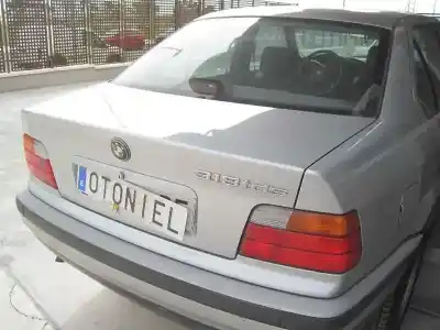 Véhicule à la ferraille bmw serie 3 berlina (e36) 318tds de l'année 1997 alimenté 174 t1