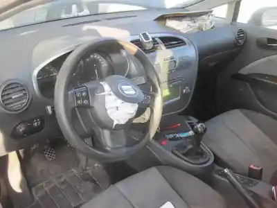 Здавання транспортного засобу seat leon (1p1) 1.9 tdi року 2006 потужний bkc**ojo no doc