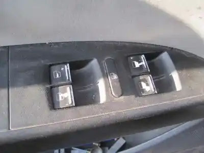 Здавання транспортного засобу seat leon (1p1) 1.9 tdi року 2006 потужний bkc**ojo no doc