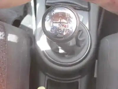 Veicolo di demolizione citroen c4 berlina lx dell'anno 2005 alimentato nfu
