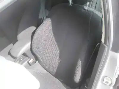 Veicolo di demolizione citroen c4 berlina lx dell'anno 2005 alimentato nfu