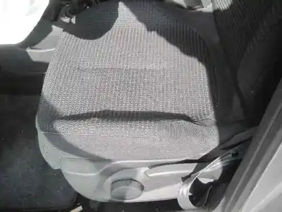 Veicolo di demolizione citroen c4 berlina lx dell'anno 2005 alimentato nfu