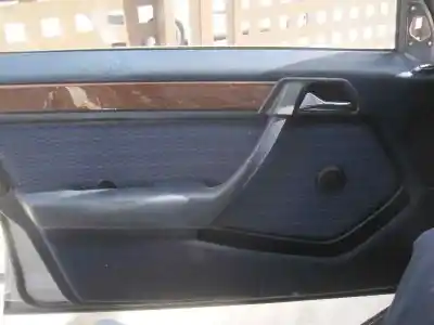 Vehicul casat mercedes-benz clase e (w124) berlina 2.0 diesel al anului 1990 alimentat 601912