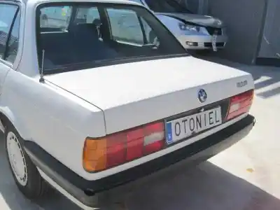Здавання транспортного засобу bmw serie 3 berlina (e30) 318i року 1987 потужний m10b18