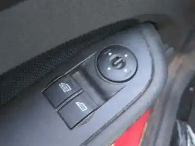 Здавання транспортного засобу ford focus berlina (cap) ambiente (d) року 2008 потужний g8da