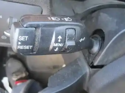 Здавання транспортного засобу ford focus berlina (cap) ambiente (d) року 2008 потужний g8da