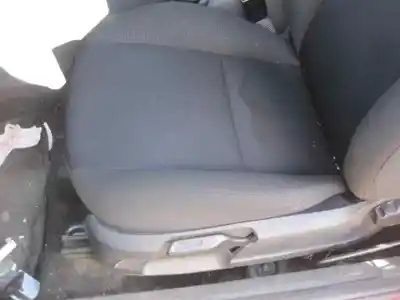 Здавання транспортного засобу ford focus berlina (cap) ambiente (d) року 2008 потужний g8da