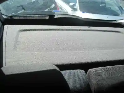 Здавання транспортного засобу ford focus berlina (cap) ambiente (d) року 2008 потужний g8da