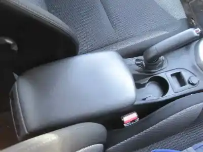 Verschrottungsfahrzeug peugeot 308 allure des jahres 2013 angetrieben 9h05