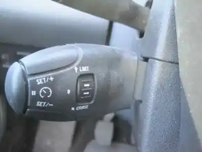 Verschrottungsfahrzeug peugeot 308 allure des jahres 2013 angetrieben 9h05