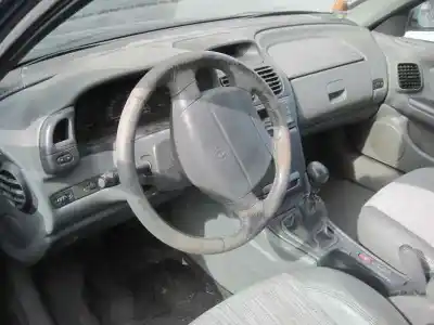 Véhicule à la ferraille renault laguna (b56) 1.9 dti diesel cat de l'année 1999 alimenté f9q f7