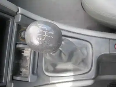 Véhicule à la ferraille renault laguna (b56) 1.9 dti diesel cat de l'année 1999 alimenté f9q f7