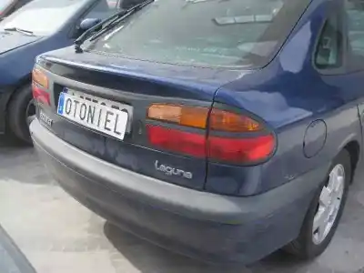Véhicule à la ferraille renault laguna (b56) 1.9 dti diesel cat de l'année 1999 alimenté f9q f7