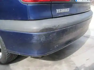 Véhicule à la ferraille renault laguna (b56) 1.9 dti diesel cat de l'année 1999 alimenté f9q f7