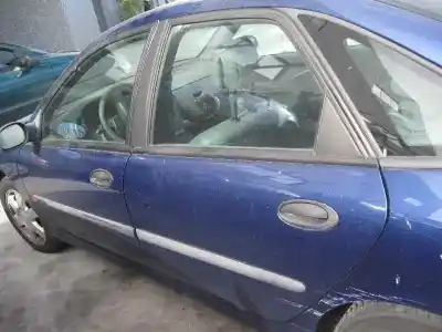 Véhicule à la ferraille renault laguna (b56) 1.9 dti diesel cat de l'année 1999 alimenté f9q f7