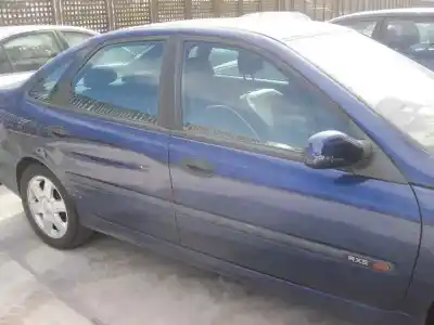 Véhicule à la ferraille renault laguna (b56) 1.9 dti diesel cat de l'année 1999 alimenté f9q f7