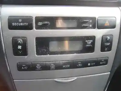 Véhicule à la ferraille toyota corolla (e12) 1.6 16v de l'année 2003 alimenté 3zz-fe
