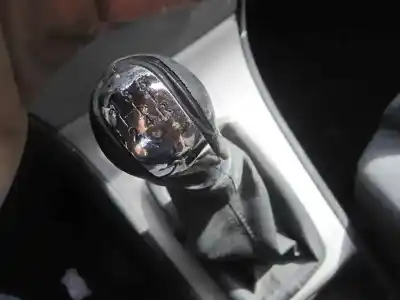 Véhicule à la ferraille toyota corolla (e12) 1.6 16v de l'année 2003 alimenté 3zz-fe