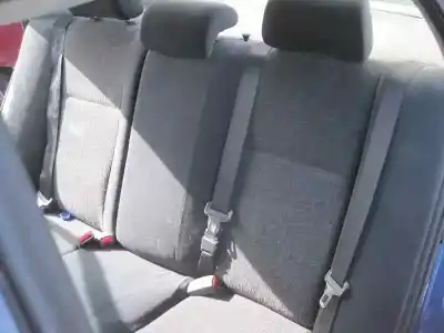 Véhicule à la ferraille toyota corolla (e12) 1.6 16v de l'année 2003 alimenté 3zz-fe