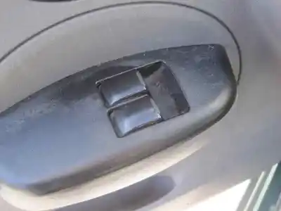 Veículo de Sucata daewoo kalos 1.4 se do ano 2003 alimentado f14s3