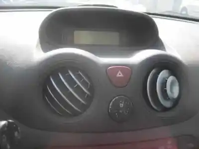 Здавання транспортного засобу citroen c2 empresa року 2004 потужний 8hx