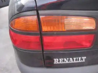 Veículo de Sucata renault laguna (b56) 1.9 dti diesel cat do ano 1999 alimentado f9q