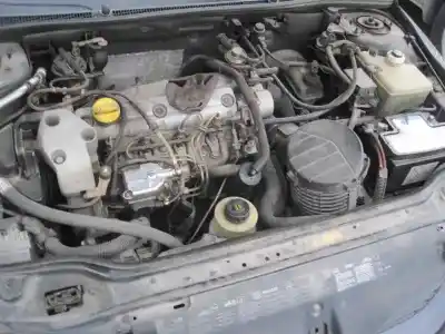 Veículo de Sucata renault laguna (b56) 1.9 dti diesel cat do ano 1999 alimentado f9q