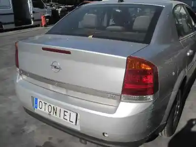 Vehicul casat opel vectra b berlina 2.2 16v dti cat (y 22 dtr / l50) al anului 2002 alimentat y22dtr
