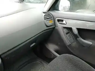 Veículo de Sucata citroen c4 picasso exclusive plus do ano 2009 alimentado 9hz