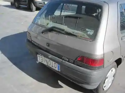Veículo de Sucata renault clio i fase i+ii (b/c57) 1.4 alize do ano 1991 alimentado e6j