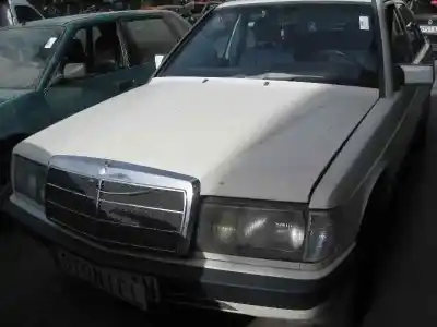 Sloopvoertuig MERCEDES-BENZ CLASE C (W201) BERLINA 1.8 E 190 (201.018) van het jaar 1985 aangedreven M102962
