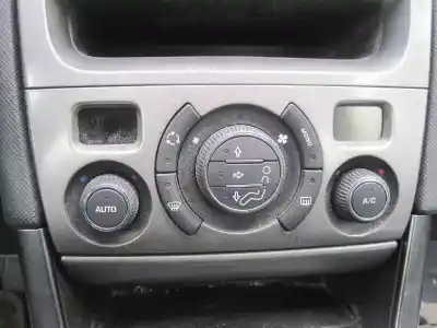 Véhicule à la ferraille peugeot 308 sw premium de l'année 2009 alimenté 9hz