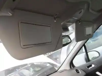 Véhicule à la ferraille peugeot 308 sw premium de l'année 2009 alimenté 9hz