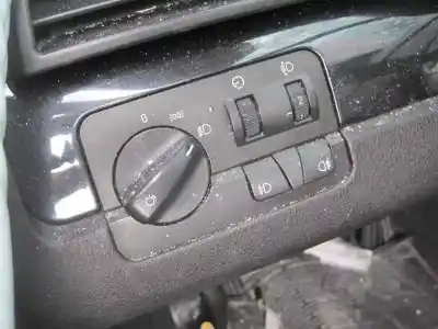 Verschrottungsfahrzeug bmw serie 3 berlina (e46) 320i des jahres 1999 angetrieben 206s4g
