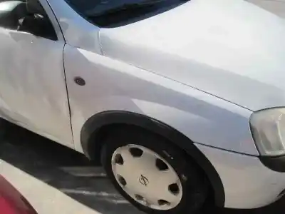 Здавання транспортного засобу opel corsa c club року 2003 потужний y17dtl