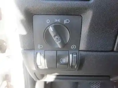 Здавання транспортного засобу opel corsa c club року 2003 потужний y17dtl